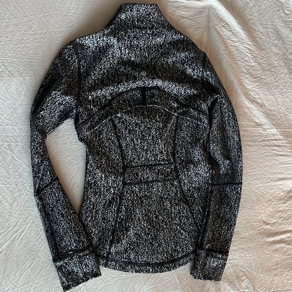 LULULEMON DEFINE JACKET - Picture 3 of 5